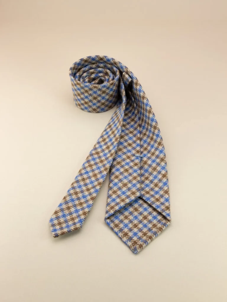 Cravate artisanale motif Gun Club "Ciel et terre", laine et lin